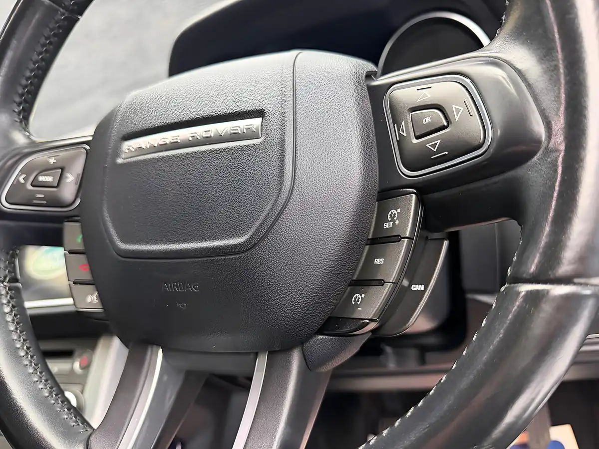 Used 2015 Land Rover Range Rover Evoque Pure Grey - Interior and Exterior details 15