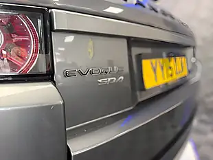 Used 2015 Land Rover Range Rover Evoque Pure Grey - Interior and Exterior details 9