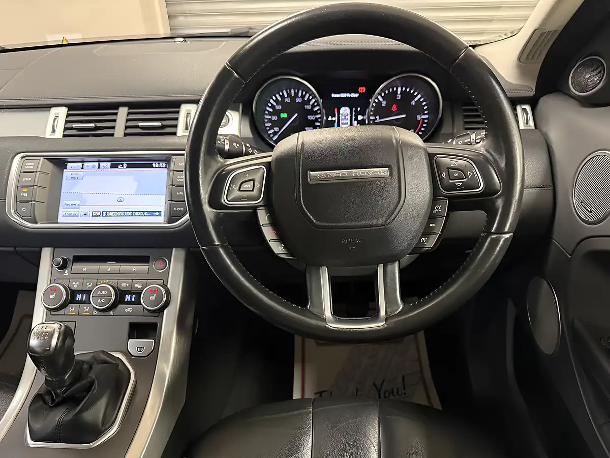 Used 2015 Land Rover Range Rover Evoque Pure Tech Black - Interior and Exterior details 10