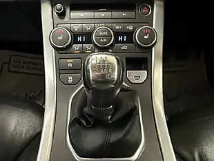 Used 2015 Land Rover Range Rover Evoque Pure Tech Black - Interior and Exterior details 13