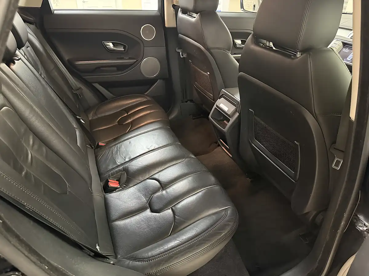 Used 2015 Land Rover Range Rover Evoque Pure Tech Black - Interior and Exterior details 9