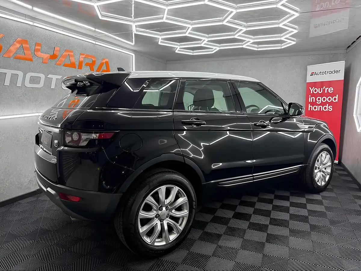 Used 2015 Land Rover Range Rover Evoque Pure Tech Black - Interior and Exterior details 12