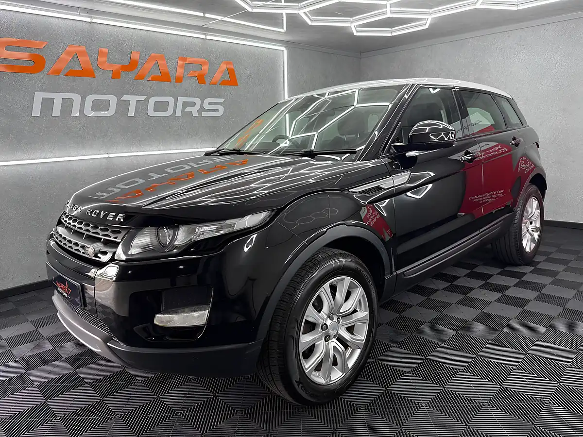 Used 2015 Land Rover Range Rover Evoque Pure Tech Black - Interior and Exterior details 6