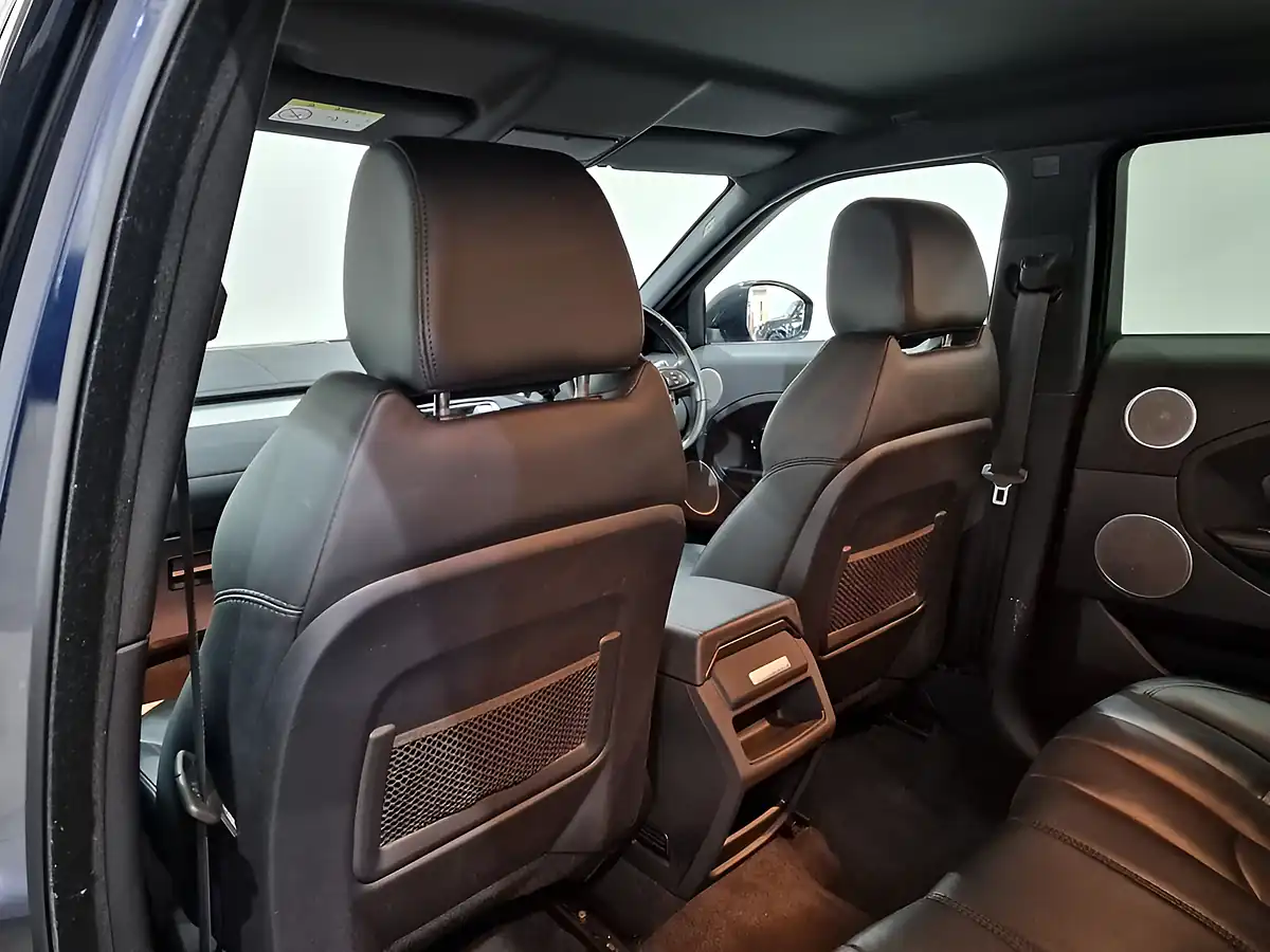Used 2015 Land Rover Range Rover Evoque Pure Tech Blue - Interior and Exterior details 16