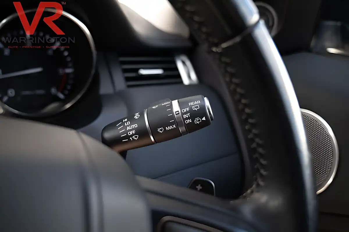 Used 2015 Land Rover Range Rover Evoque Pure Tech Blue - Interior and Exterior details 11