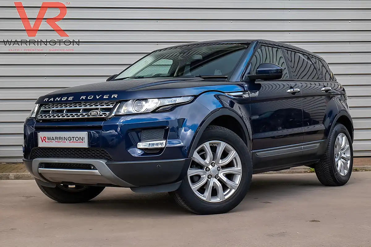 Used 2015 Land Rover Range Rover Evoque Pure Tech Blue - Interior and Exterior details 4