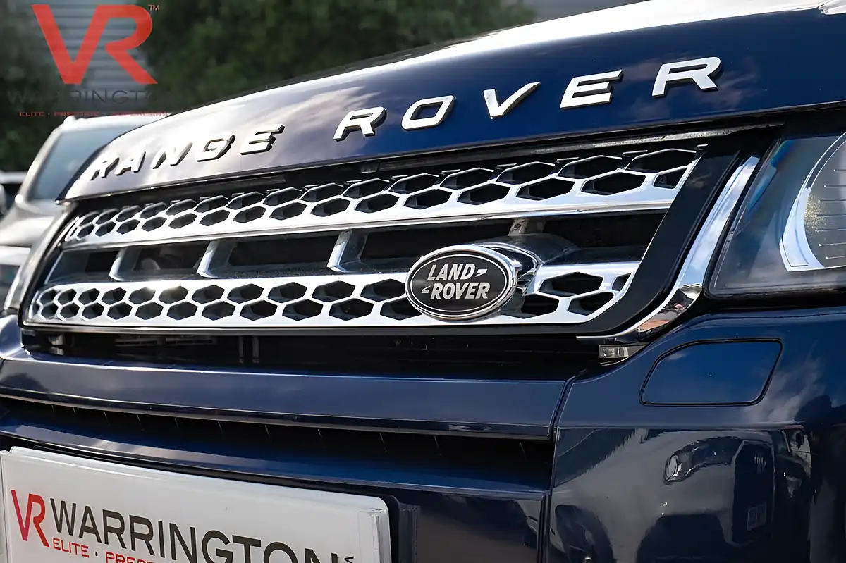Used 2015 Land Rover Range Rover Evoque Pure Tech Blue - Interior and Exterior details 5