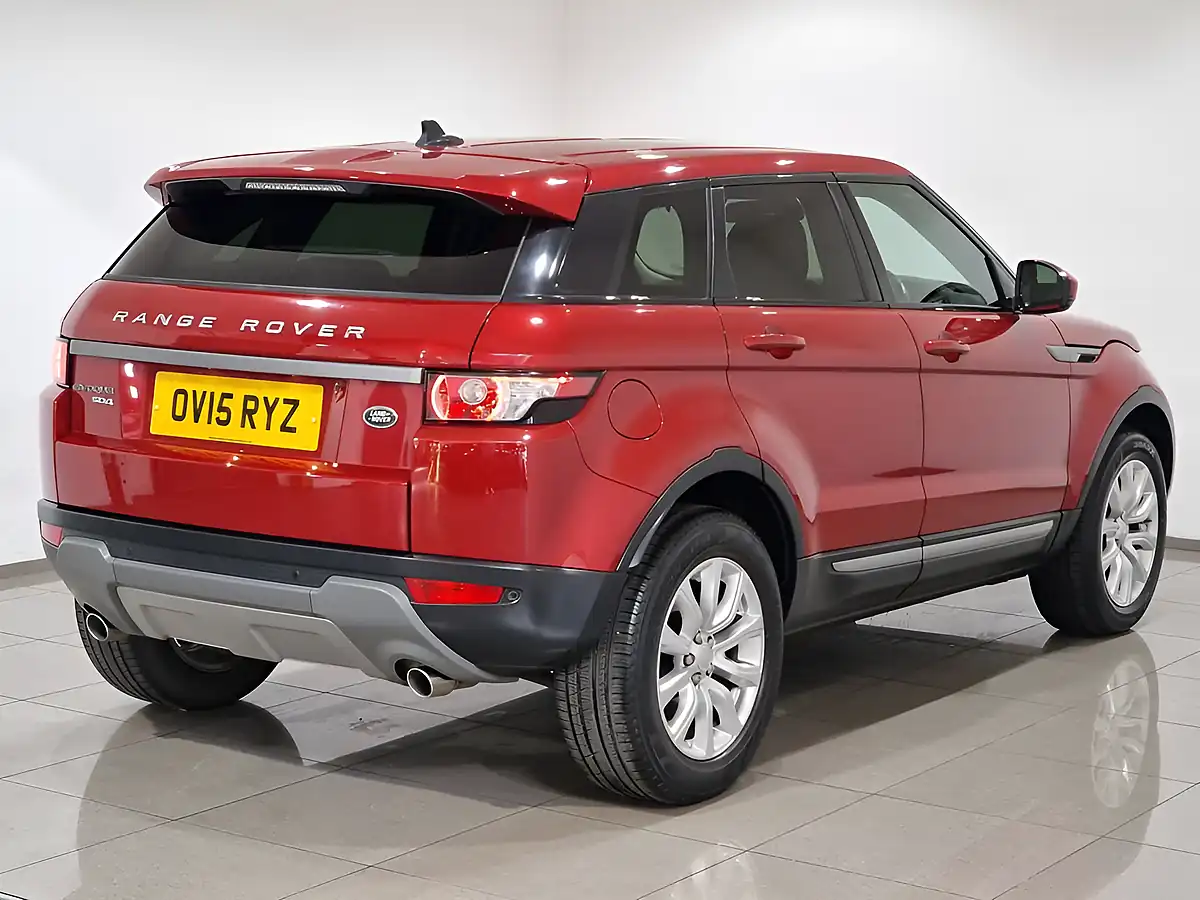 Used 2015 Land Rover Range Rover Evoque Pure Tech Firenze Red - Interior and Exterior details 6