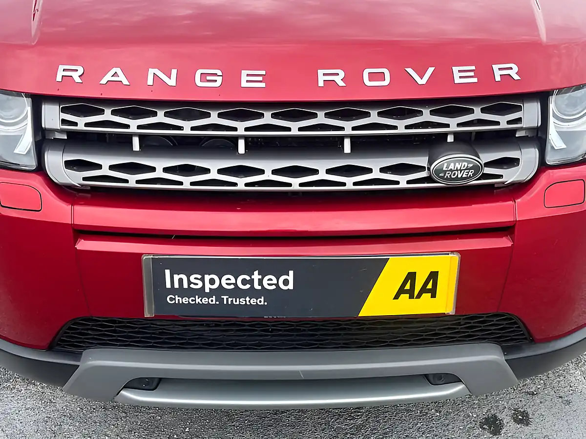 Used 2015 Land Rover Range Rover Evoque Pure Tech Firenze Red - Interior and Exterior details 15