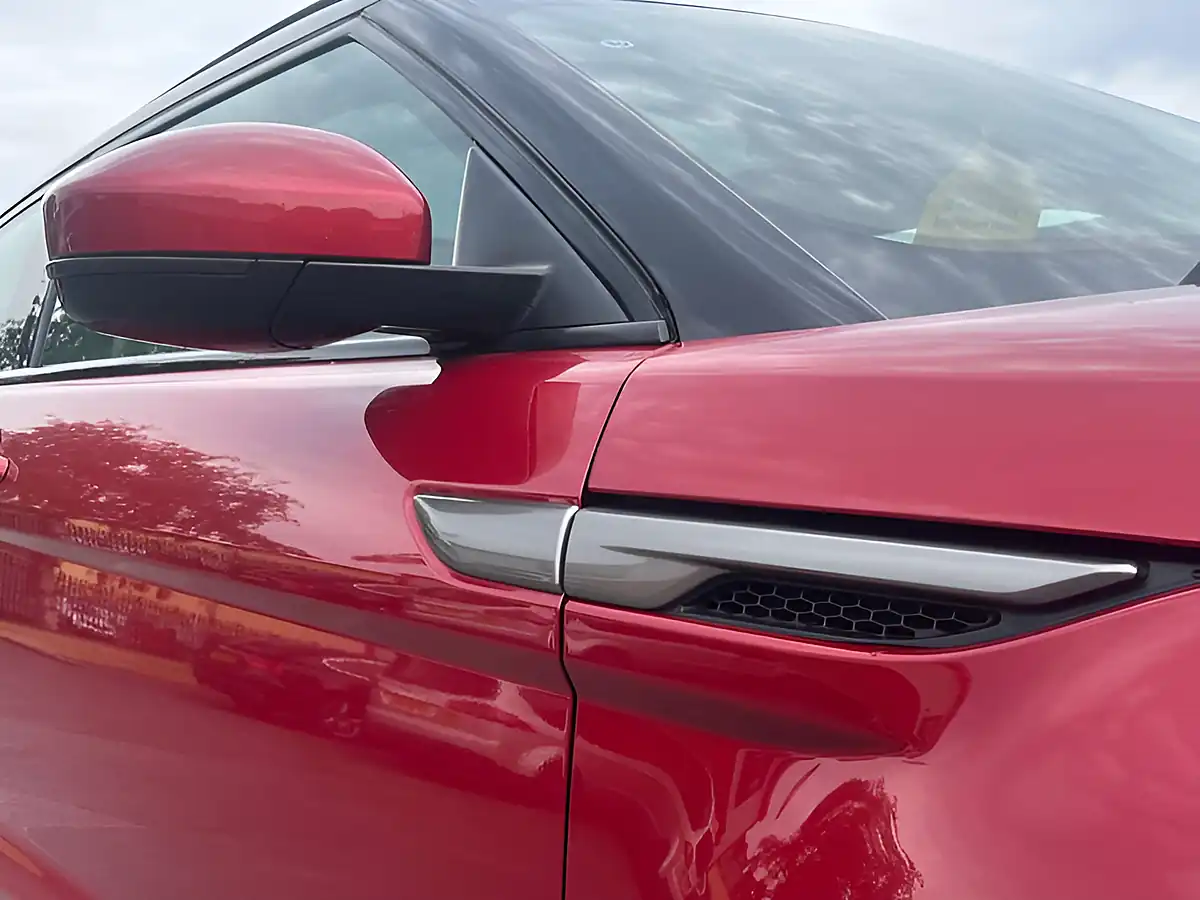 Used 2015 Land Rover Range Rover Evoque Pure Tech Firenze Red - Interior and Exterior details 16