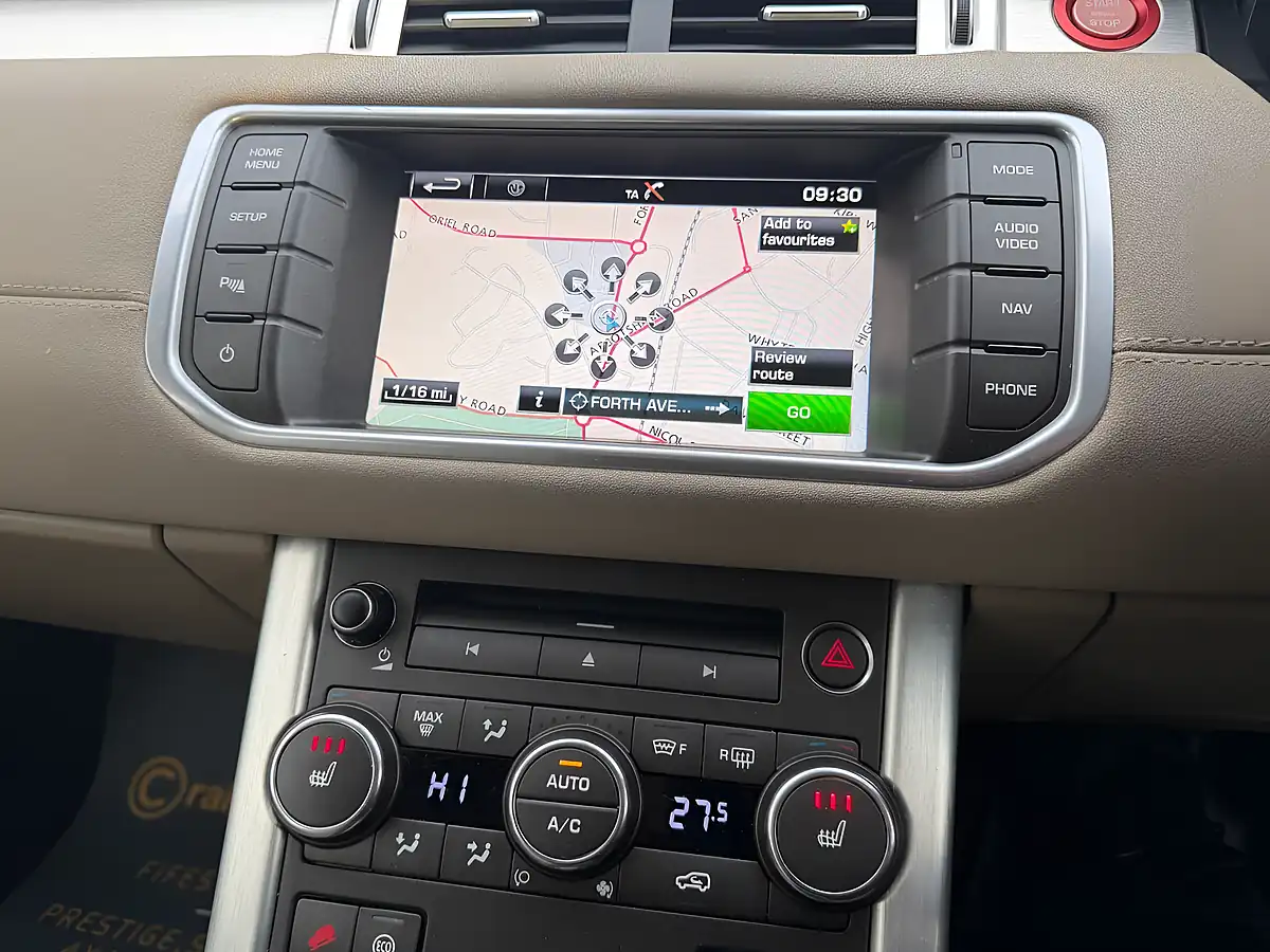 Used 2015 Land Rover Range Rover Evoque Pure Tech Firenze Red - Interior and Exterior details 16