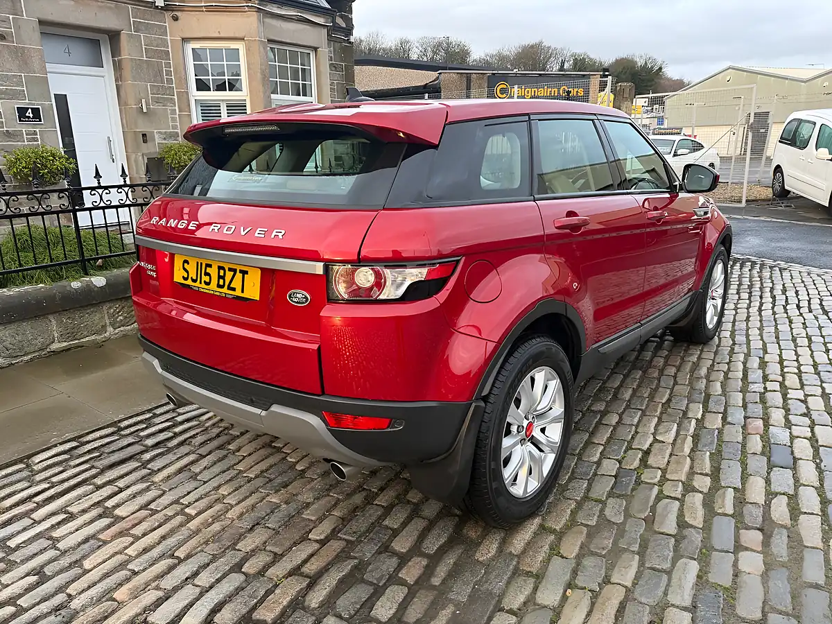 Used 2015 Land Rover Range Rover Evoque Pure Tech Firenze Red - Interior and Exterior details 4