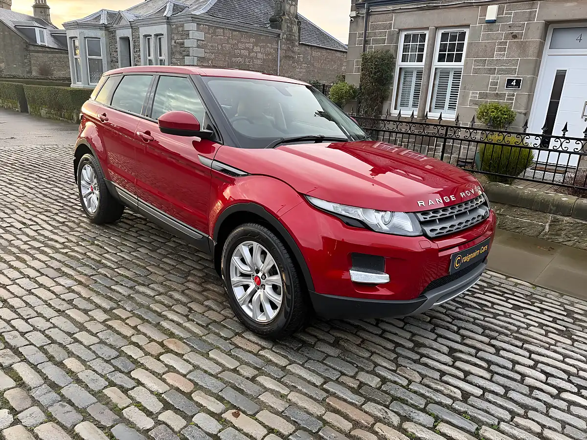 Used 2015 Land Rover Range Rover Evoque Pure Tech Firenze Red - Interior and Exterior details 7