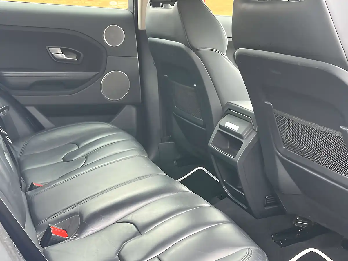 Used 2015 Land Rover Range Rover Evoque Pure Tech Fuji White - Interior and Exterior details 16