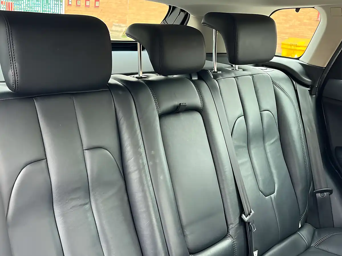 Used 2015 Land Rover Range Rover Evoque Pure Tech Fuji White - Interior and Exterior details 19