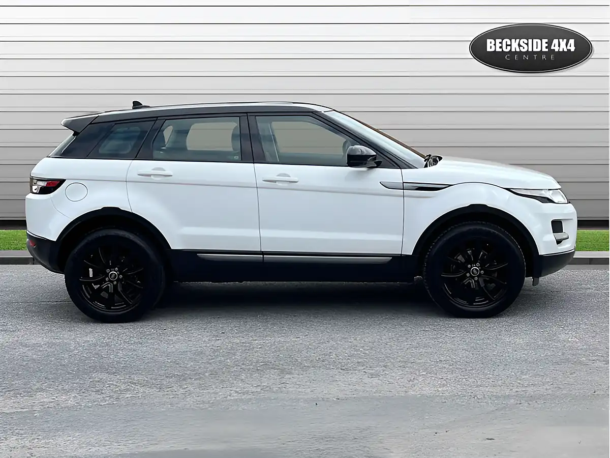 Used 2015 Land Rover Range Rover Evoque Pure Tech Fuji White - Interior and Exterior details 2