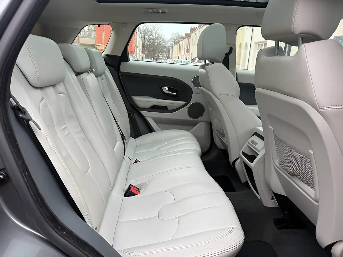Used 2015 Land Rover Range Rover Evoque Pure Tech Grey - Interior and Exterior details 5