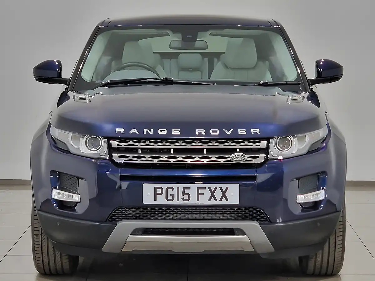 Used 2015 Land Rover Range Rover Evoque Pure Tech Loire Blue - Interior and Exterior details 2