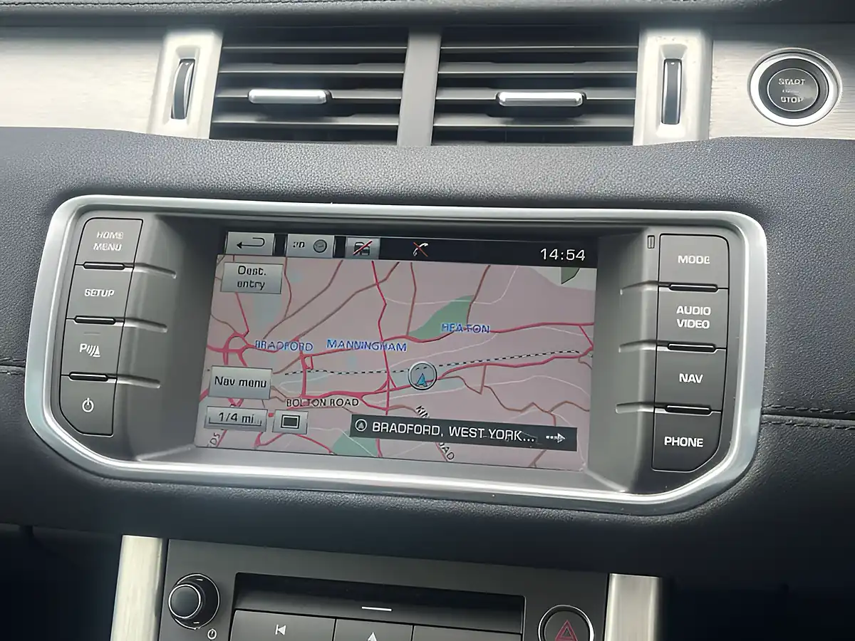 Used 2015 Land Rover Range Rover Evoque Pure Tech Santorini Black - Interior and Exterior details 14