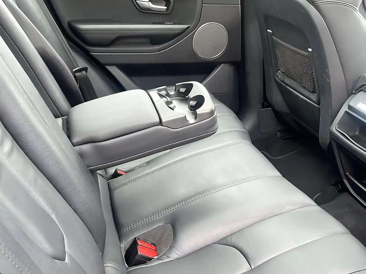 Used 2015 Land Rover Range Rover Evoque Pure Tech Santorini Black - Interior and Exterior details 17