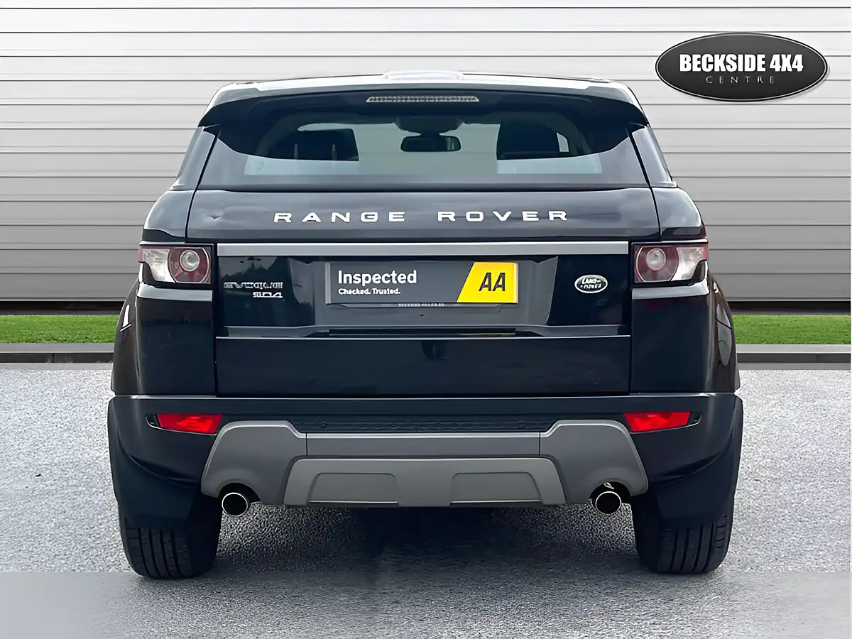 Used 2015 Land Rover Range Rover Evoque Pure Tech Santorini Black - Interior and Exterior details 9