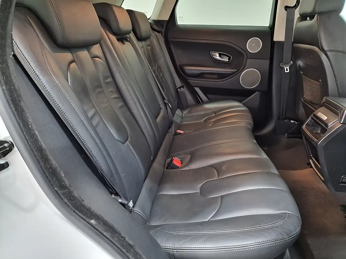 Used 2015 Land Rover Range Rover Evoque Pure Tech White - Interior and Exterior details 12
