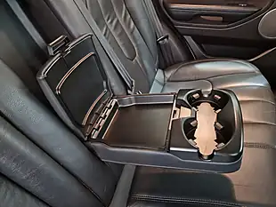 Used 2015 Land Rover Range Rover Evoque Pure Tech White - Interior and Exterior details 13