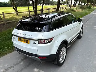 Used 2015 Land Rover Range Rover Evoque Pure Tech White - Interior and Exterior details 10