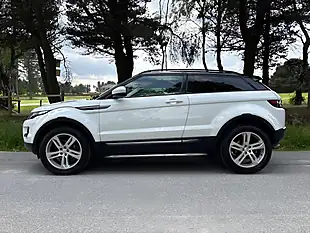 Used 2015 Land Rover Range Rover Evoque Pure Tech White - Interior and Exterior details 15