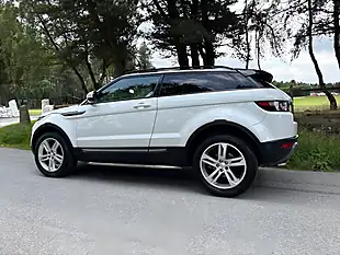 Used 2015 Land Rover Range Rover Evoque Pure Tech White - Interior and Exterior details 16