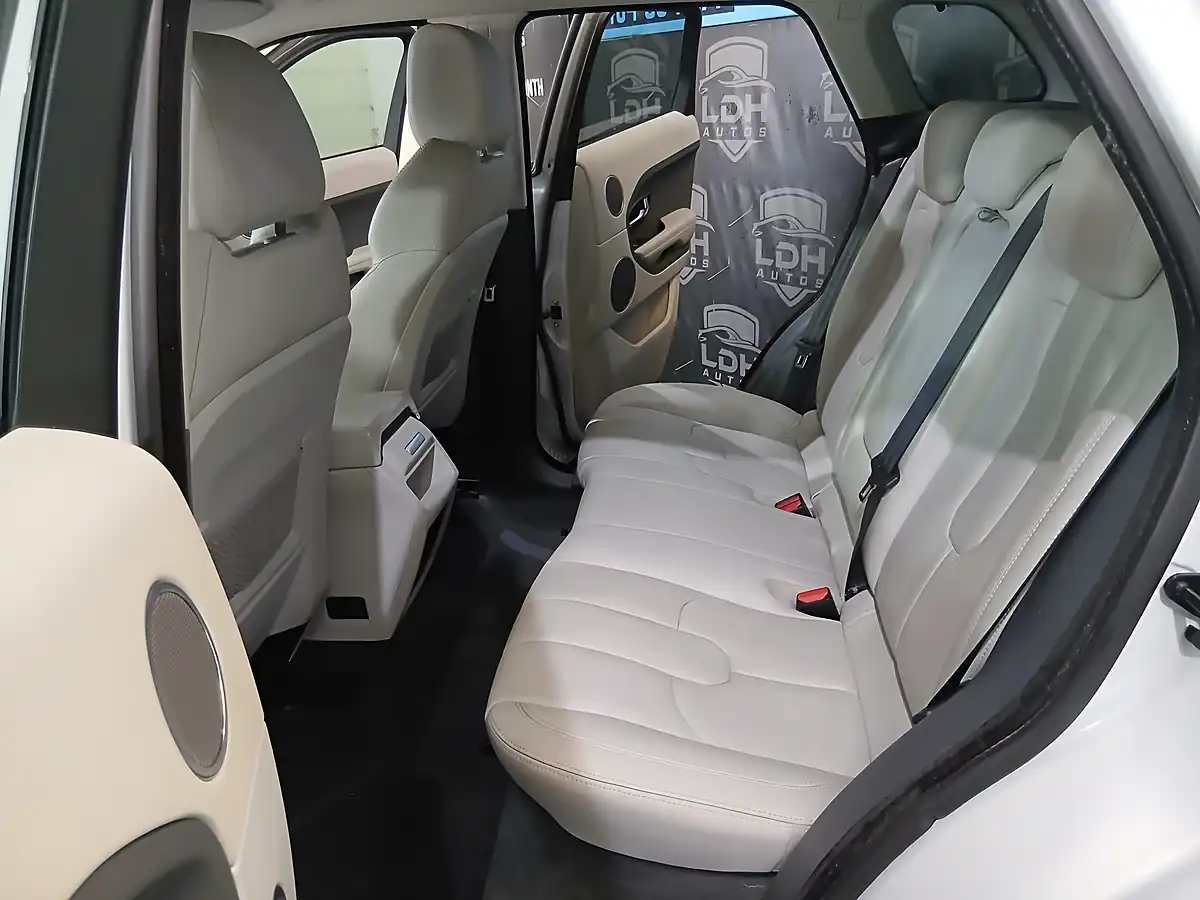 Used 2015 Land Rover Range Rover Evoque Pure Tech White - Interior and Exterior details 20