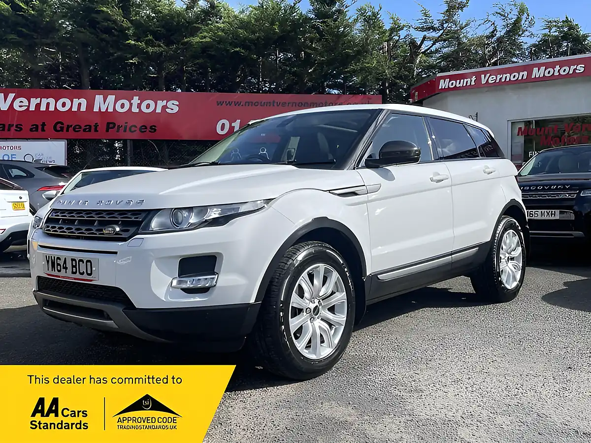 Used 2015 Land Rover Range Rover Evoque Pure Tech White - Front View