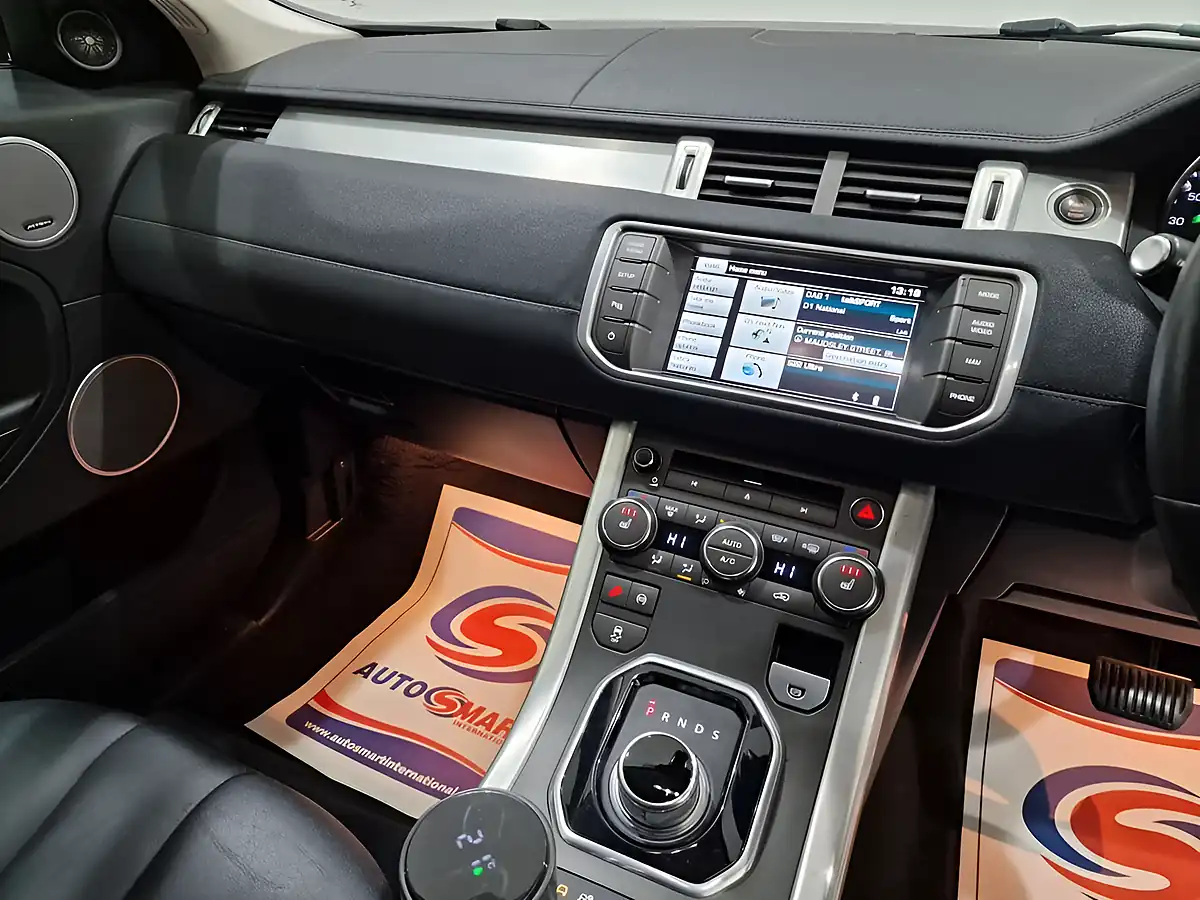 Used 2015 Land Rover Range Rover Evoque Pure Tech White - Interior and Exterior details 11