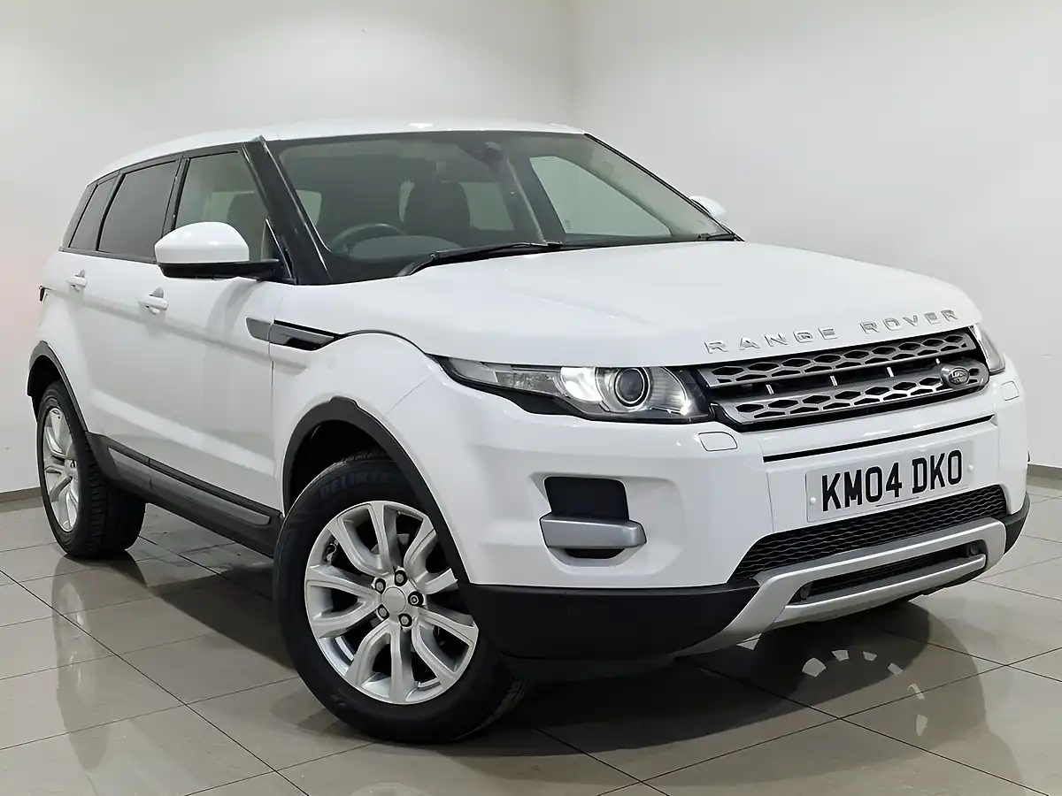 Used 2015 Land Rover Range Rover Evoque Pure Tech White - Interior and Exterior details 7