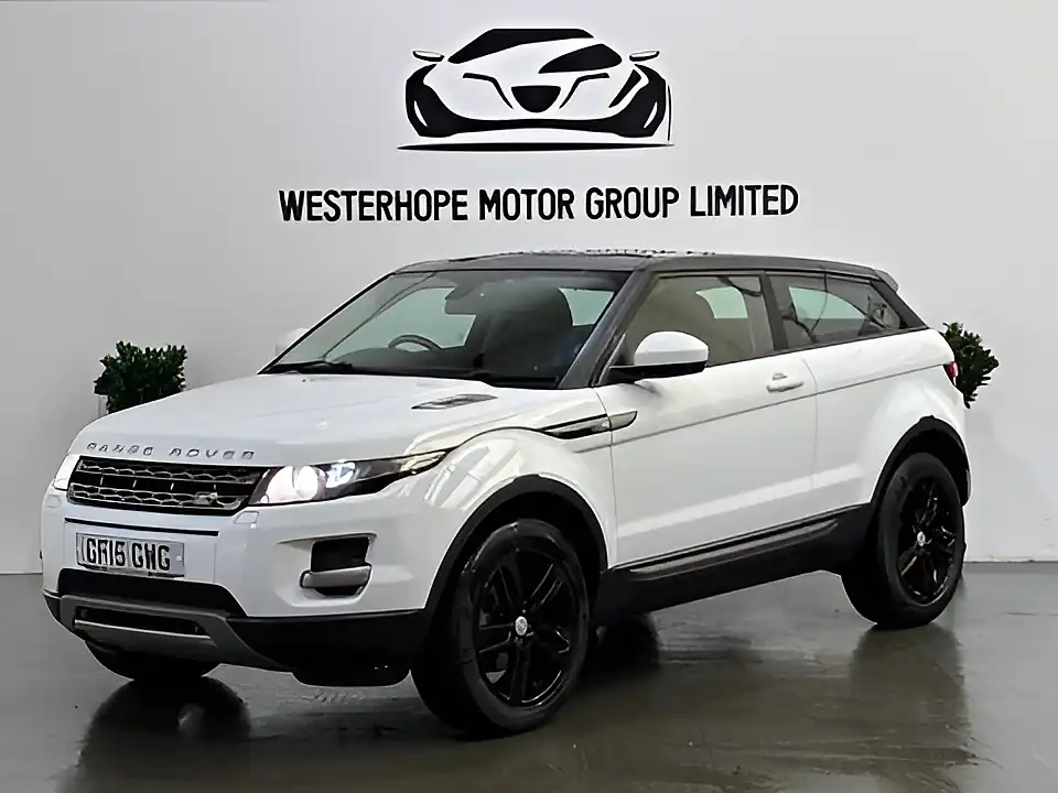 Used 2015 Land Rover Range Rover Evoque Pure Tech White - Interior and Exterior details 14