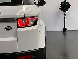 Used 2015 Land Rover Range Rover Evoque Pure Tech White - Interior and Exterior details 17