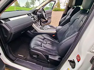 Used 2015 Land Rover Range Rover Evoque Pure White - Interior and Exterior details 10