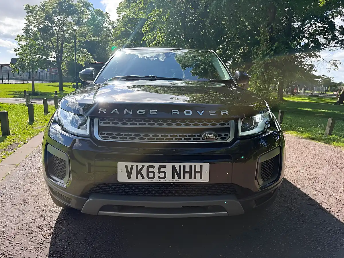 Used 2015 Land Rover Range Rover Evoque Se Black - Interior and Exterior details 8