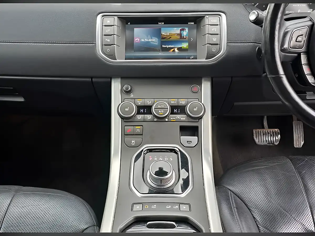 Used 2015 Land Rover Range Rover Evoque Se Tech Corris Grey - Interior and Exterior details 12