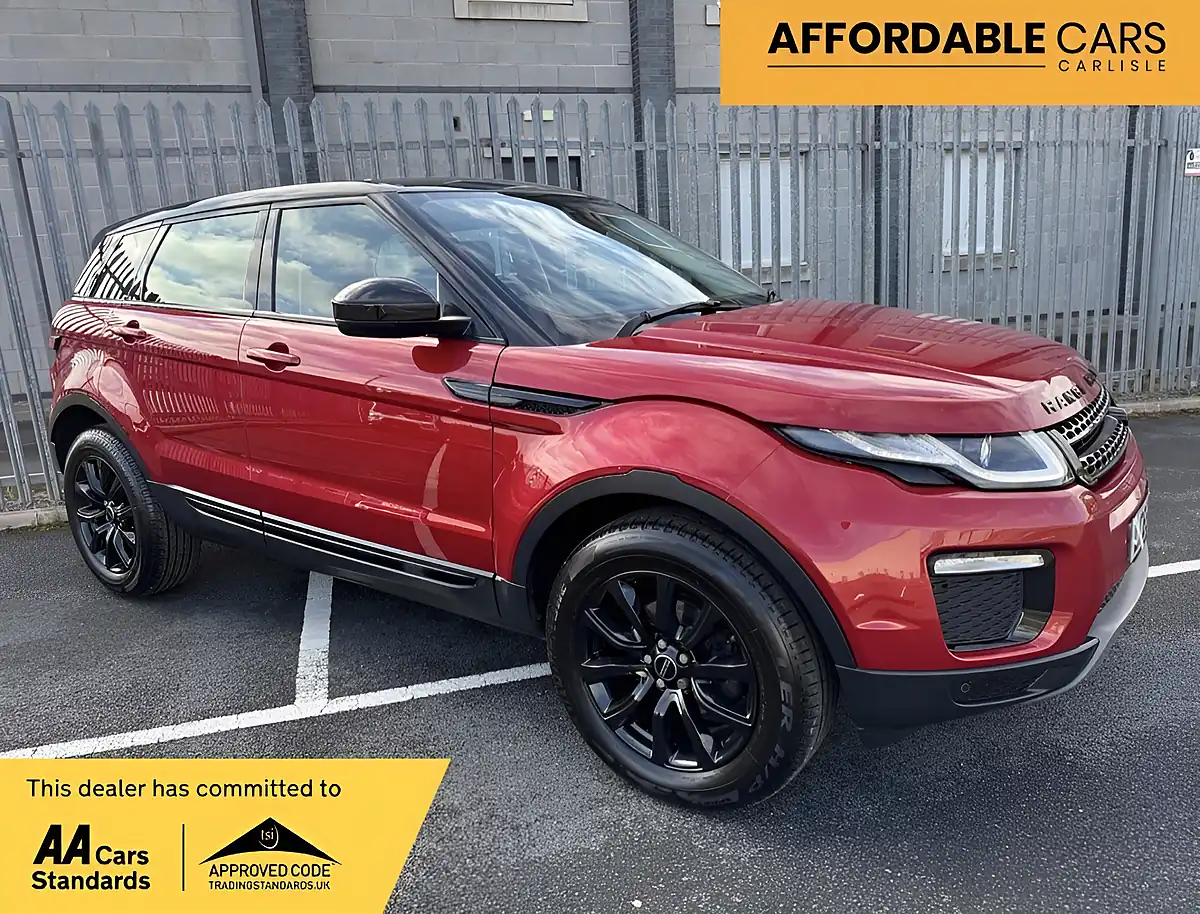 Used 2015 Land Rover Range Rover Evoque Se Tech Red - Front View