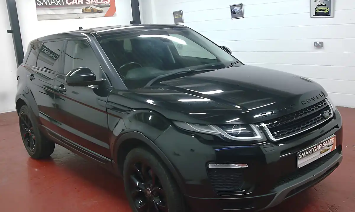 Used 2015 Land Rover Range Rover Evoque Se Tech Santorini Black - Interior and Exterior details 2