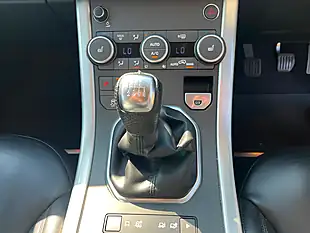 Used 2015 Land Rover Range Rover Evoque Se White - Interior and Exterior details 16