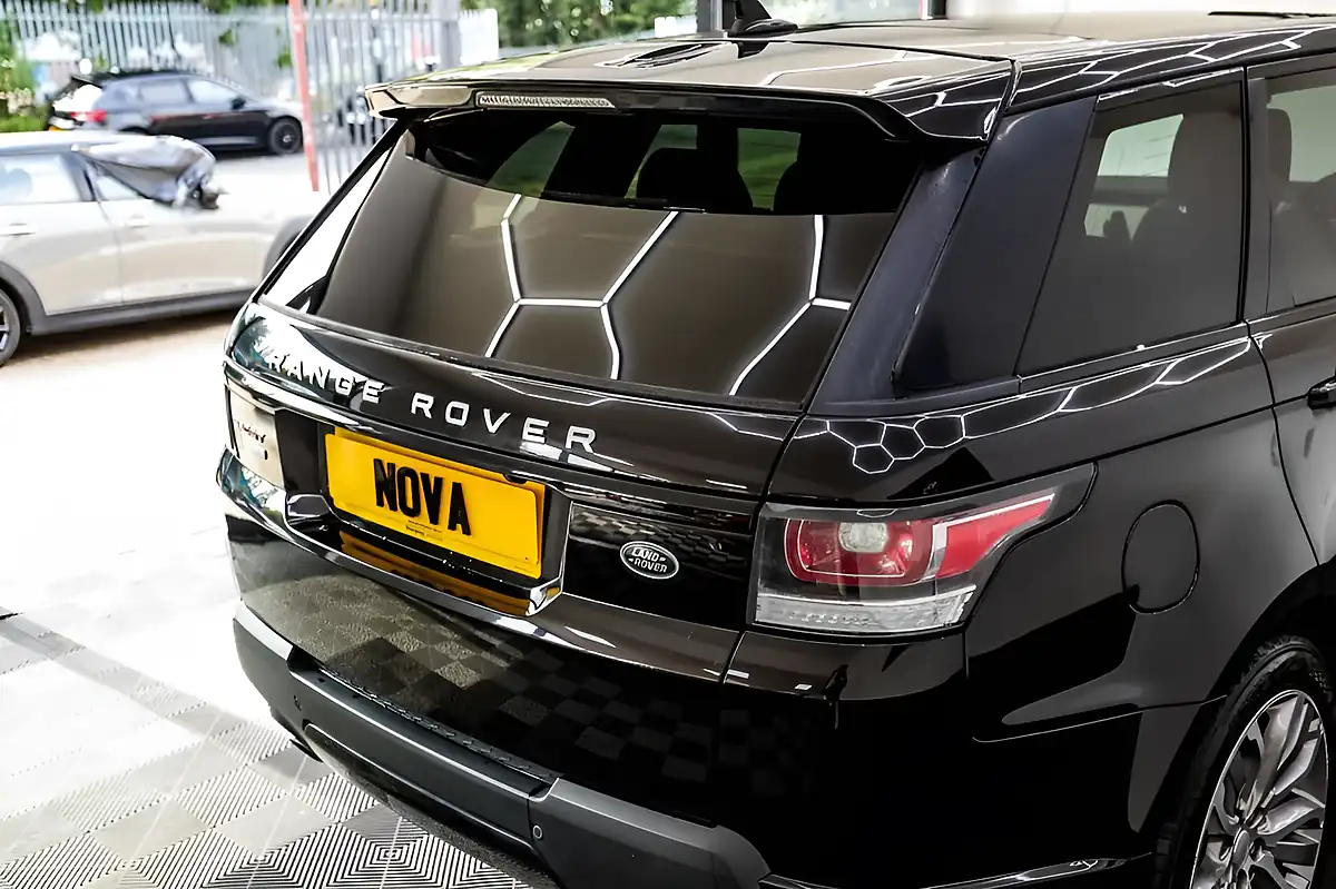 Used 2015 Land Rover Range Rover Sport Autobiography Dynamic Black - Interior and Exterior details 10