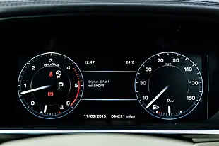 Used 2015 Land Rover Range Rover Sport Autobiography Dynamic Black - Interior and Exterior details 16