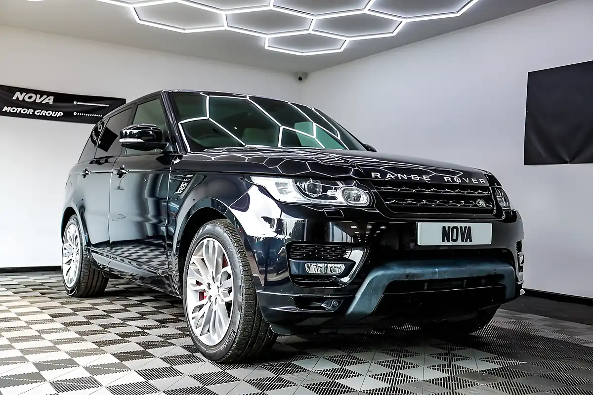 Used 2015 Land Rover Range Rover Sport Autobiography Dynamic Black - Interior and Exterior details 3