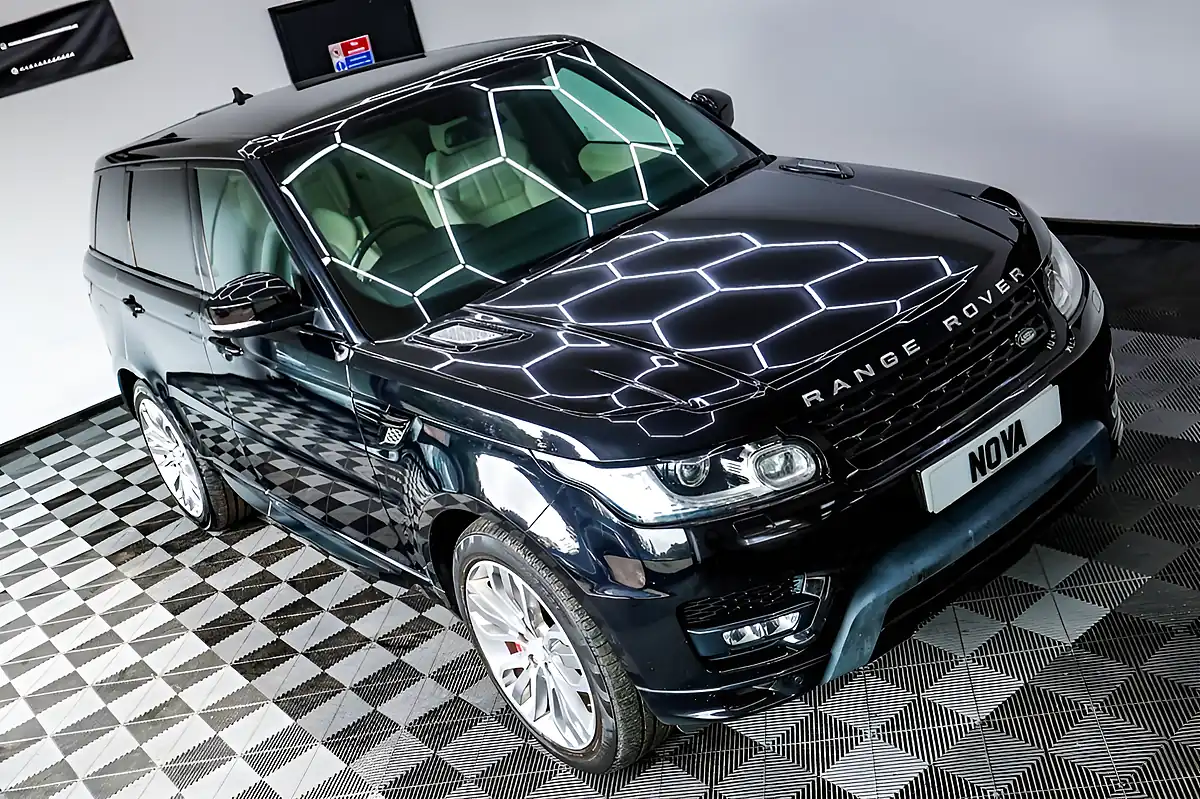 Used 2015 Land Rover Range Rover Sport Autobiography Dynamic Black - Interior and Exterior details 4
