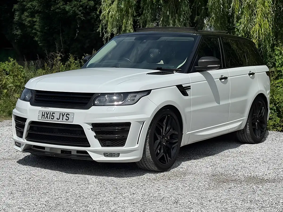 Used 2015 Land Rover Range Rover Sport Autobiography Dynamic White - Interior and Exterior details 5