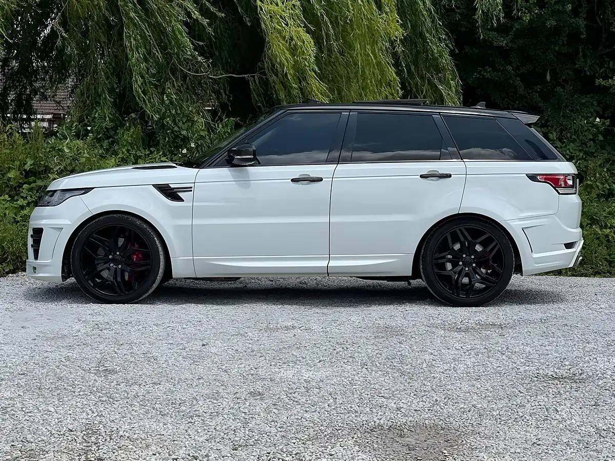 Used 2015 Land Rover Range Rover Sport Autobiography Dynamic White - Interior and Exterior details 9