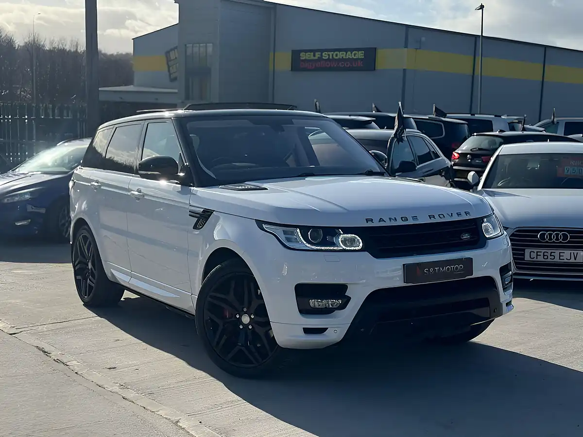 Used 2015 Land Rover Range Rover Sport Autobiography Dynamic White - Front View