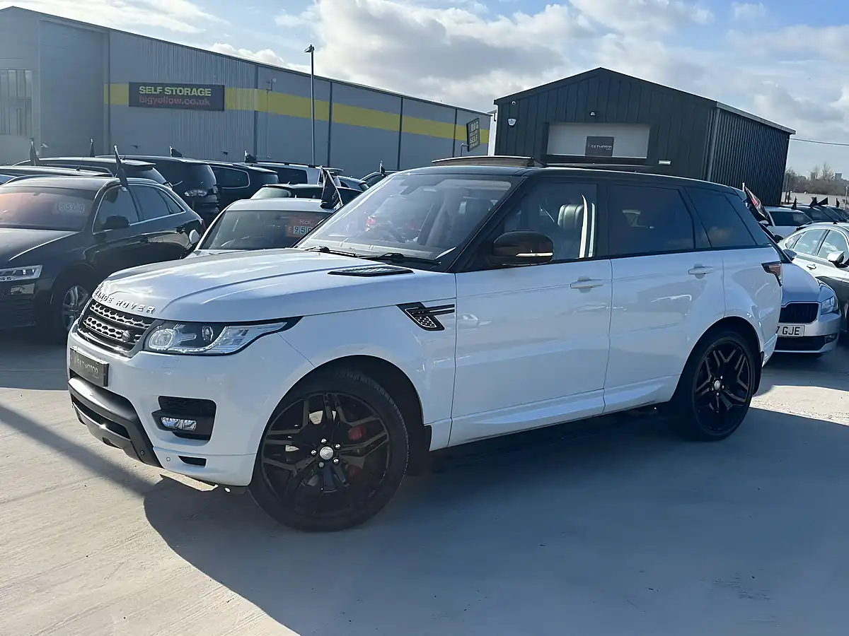 Used 2015 Land Rover Range Rover Sport Autobiography Dynamic White - Interior and Exterior details 4